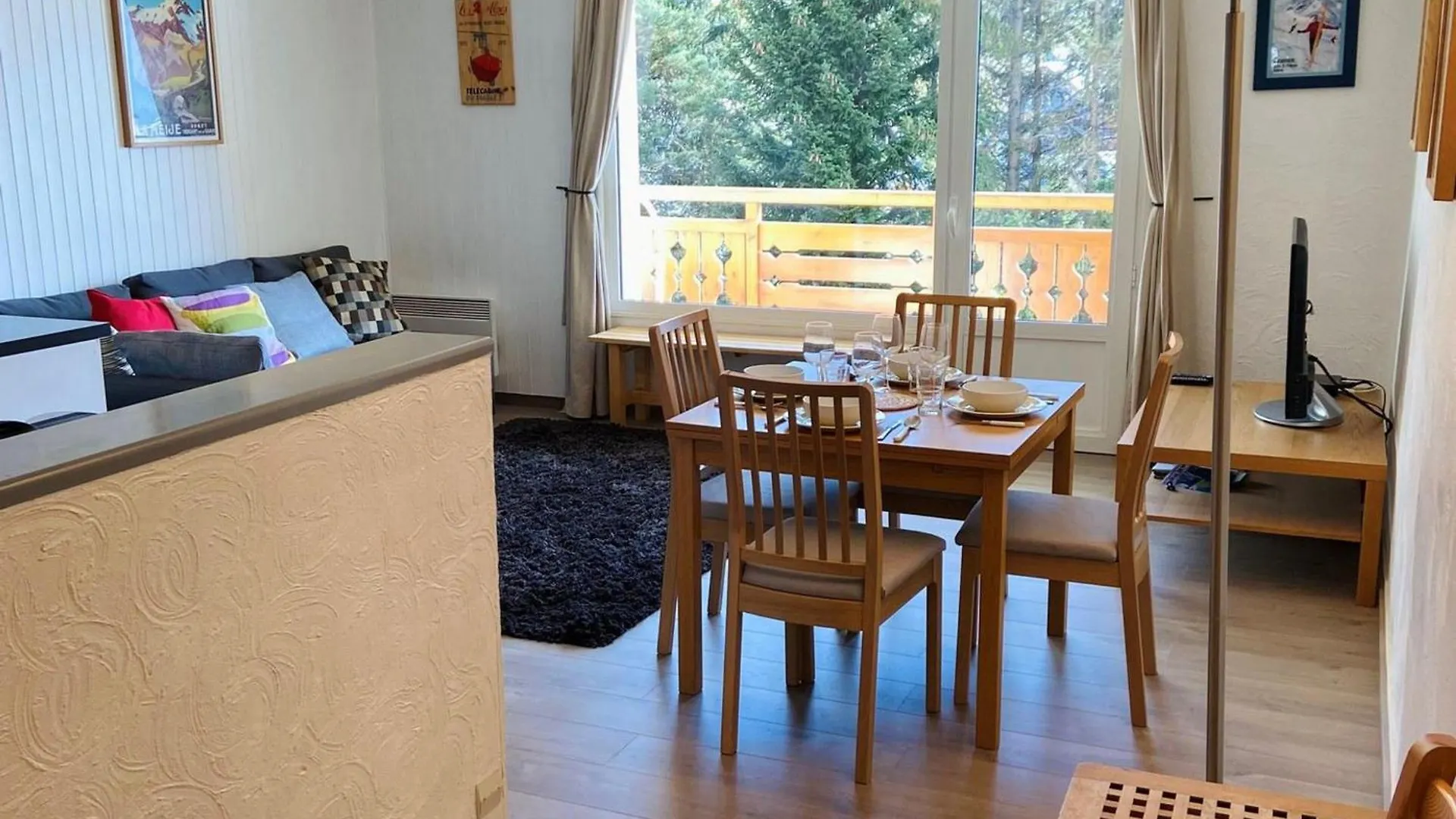 Bel Appartement 3 Pieces Avec Balcon Et Vue Montagnes - Fr-1-516-86 Λε Ντεζ Αλπ