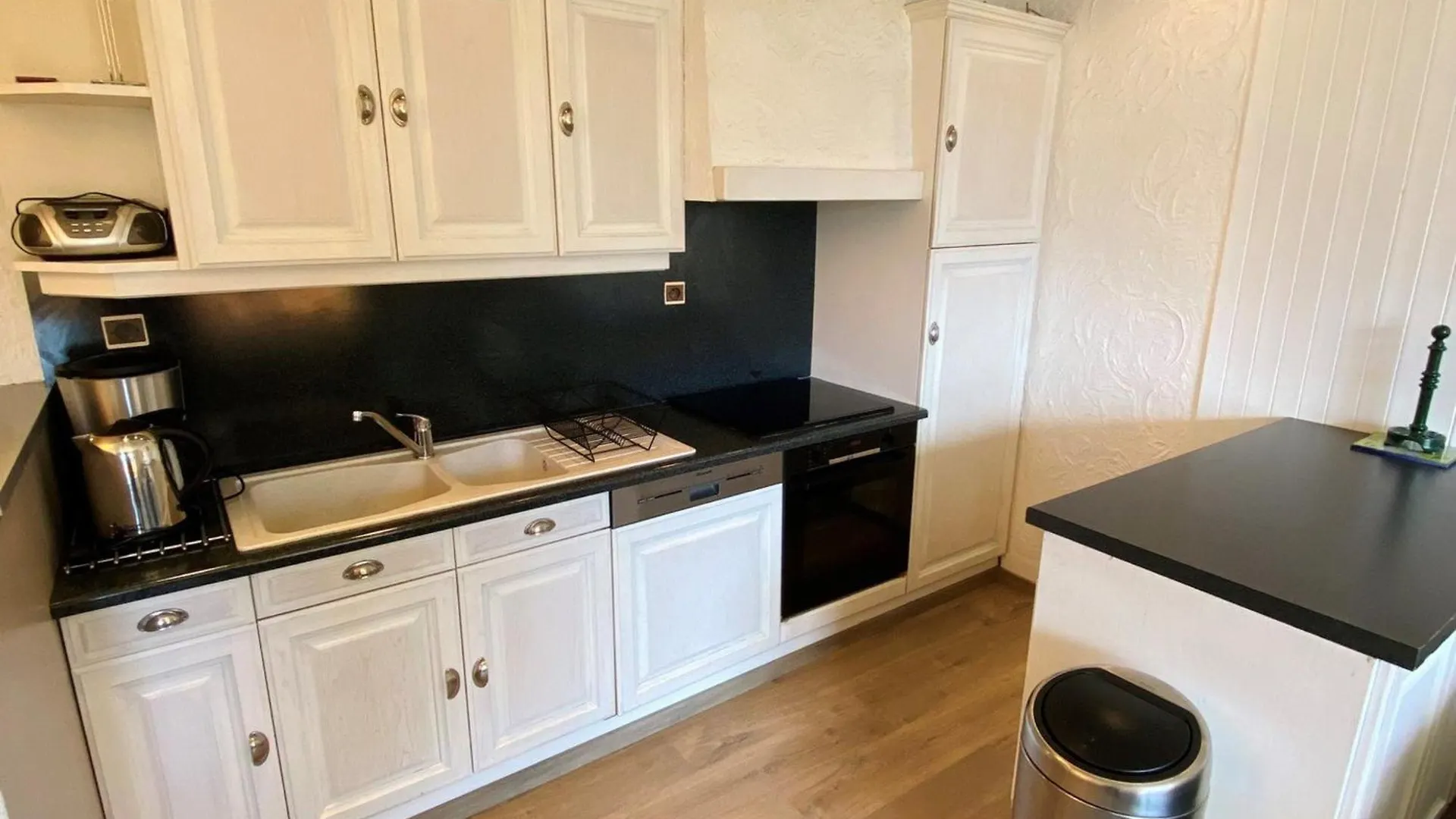 Διαμέρισμα Bel Appartement 3 Pieces Avec Balcon Et Vue Montagnes - Fr-1-516-86 Λε Ντεζ Αλπ
